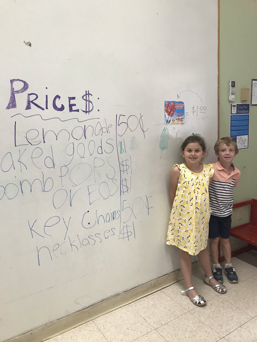 Anniesk's tweet photo. @ACSRochester #ACSummerCamp #MoneyCamp Lemonade stand was a huge success today! Way to go, kids! Thank you AC community! https://t.co/rmukddE3Jd