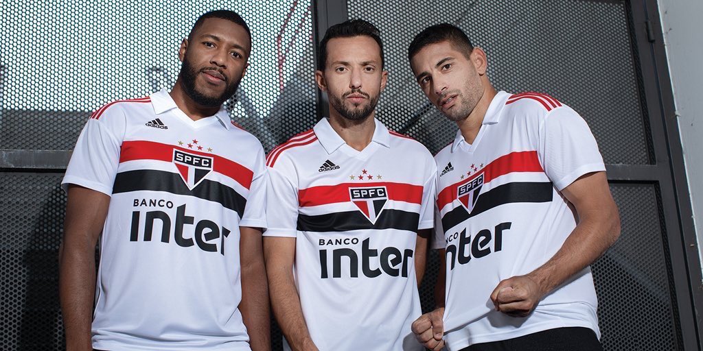 flashrpoint's tweet image. e aí adidas já pode me patrocinar, começando por esses mimos aqui