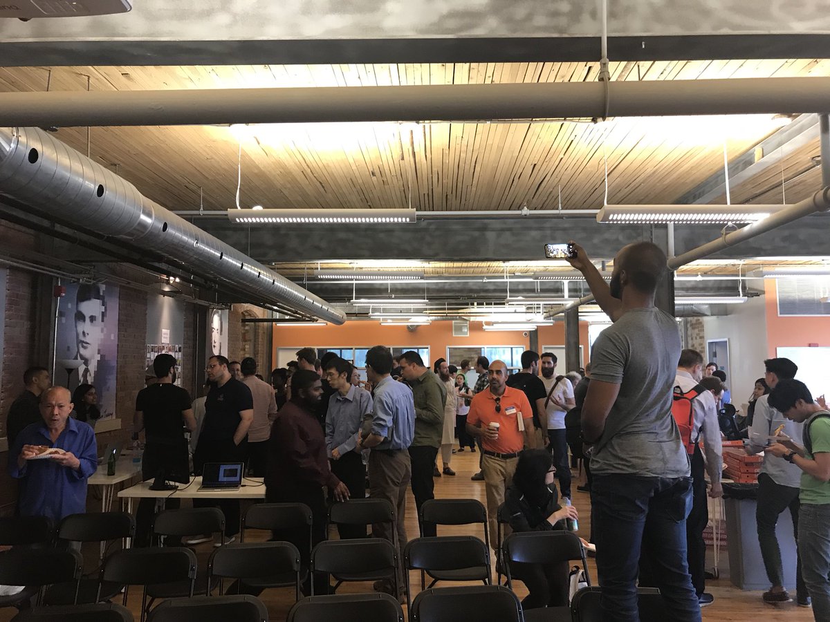 RoseXW's tweet image. Demo day @lighthouse_labs.
@nicolehusain, general manager of LHL congratulates this month’s graduates! #lhldemoday