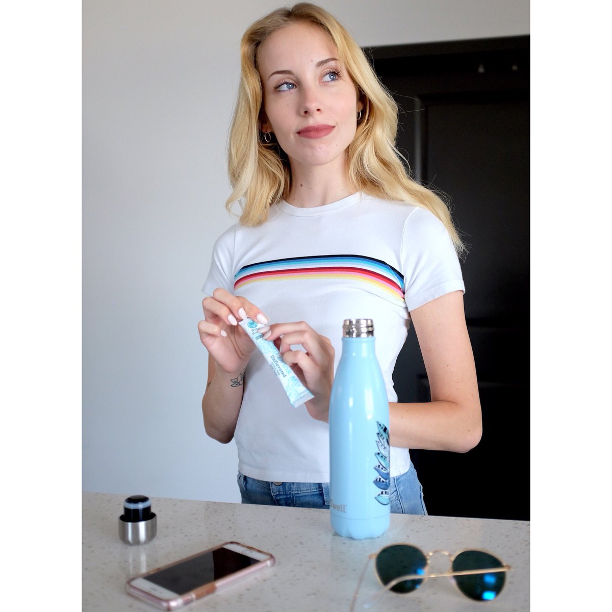 baby_hooter's tweet photo. Thinking about the weekend on this beautiful summer day. But first, time for a drink. #cbdheals #cbd #cbdlove #cbdoil #cbdtincture #cbdfitness #cbdcures #cbdwater #cbdcommunity #cbdlife #activecbd #cbdsleep #cbdsaves #cbdhempoil #cbdhealth #cbdhemp #cbdcalifornia #summer https://t.co/wRkIrIGeDP