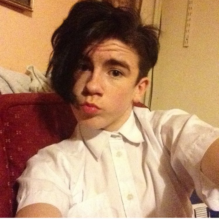 bloomckenna's tweet photo. The camera just went off #freshtrim #totalprick #goawaybruv https://t.co/OhZ4uREwXF