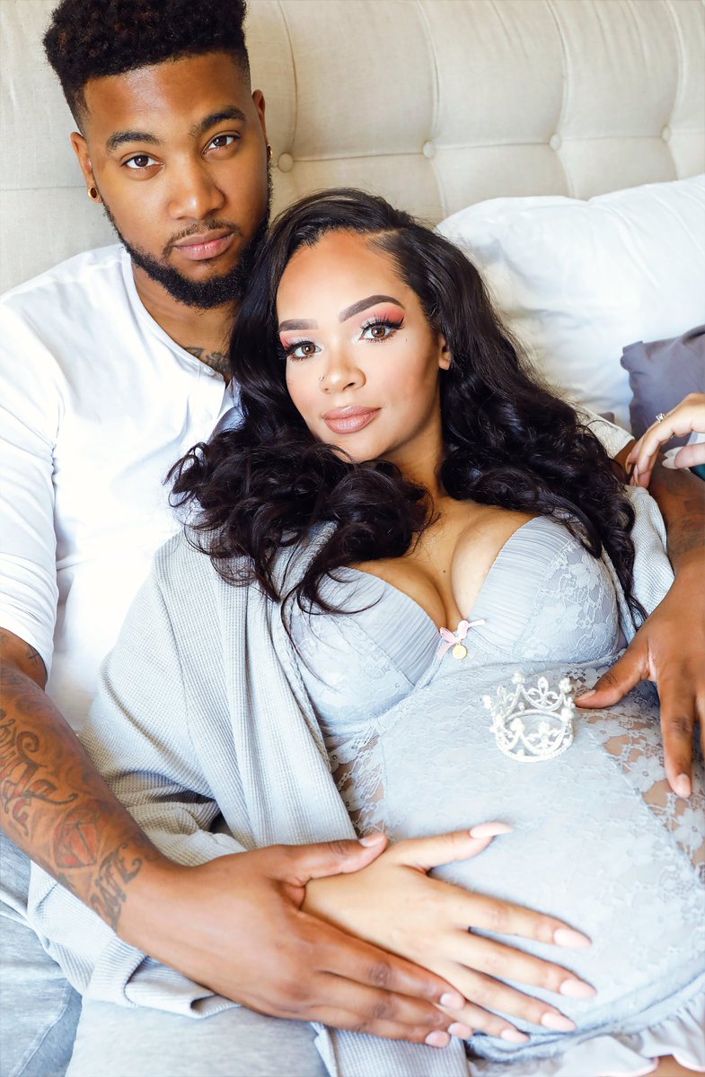 MrKew1's tweet photo. Where there is Love ❤️ , There is life
Thank you to the dopest 📸 photographer @femtographer for capturing these beautiful moments.
#BlackLove #FineTwitter
#RelationshipGoals #PullOutGameWeak https://t.co/HLyxdPNs7q