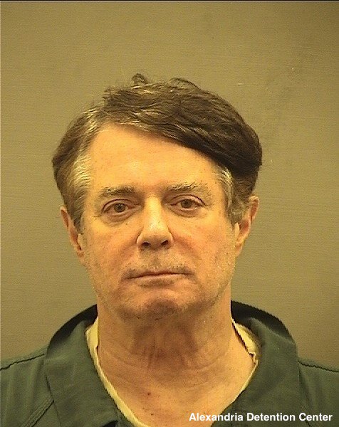 mistabritt's tweet photo. #ILikeWhen #ISpyWithMyEyes #PaulManafort's mugshot.
#Resistance #BlueWave2018 #tRumpRussiaCollusion #Impeach45 https://t.co/cHCp9lKW9C