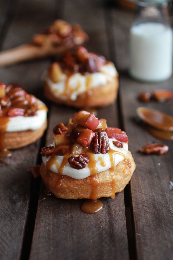 Apple Pecan Pie Cronuts with Apple Cider Caramel Drizzle #NationalPecanPieDay