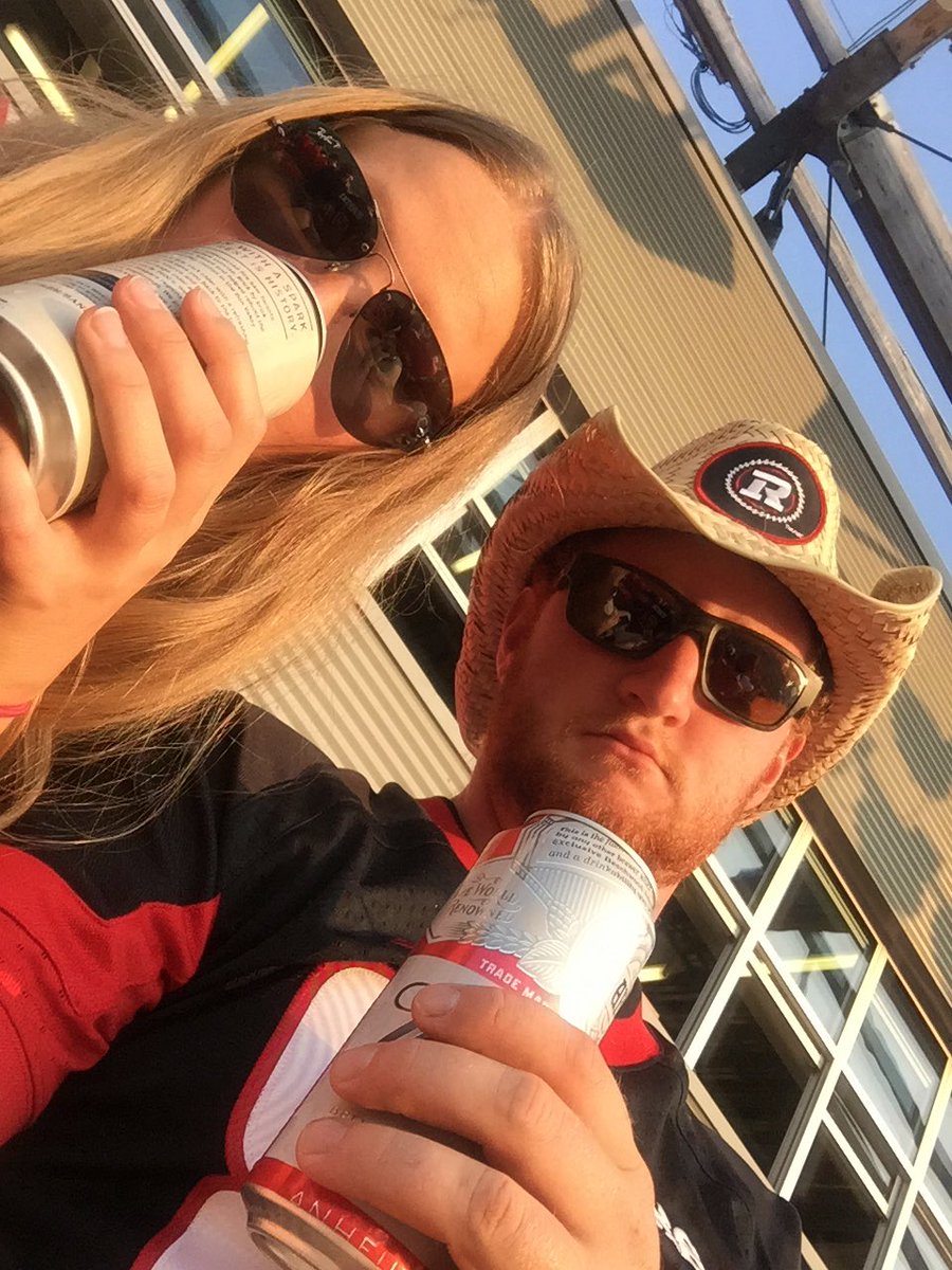 BradParks89's tweet photo. #ALLCONECTED @TELUS https://t.co/xN9vPyHSzA