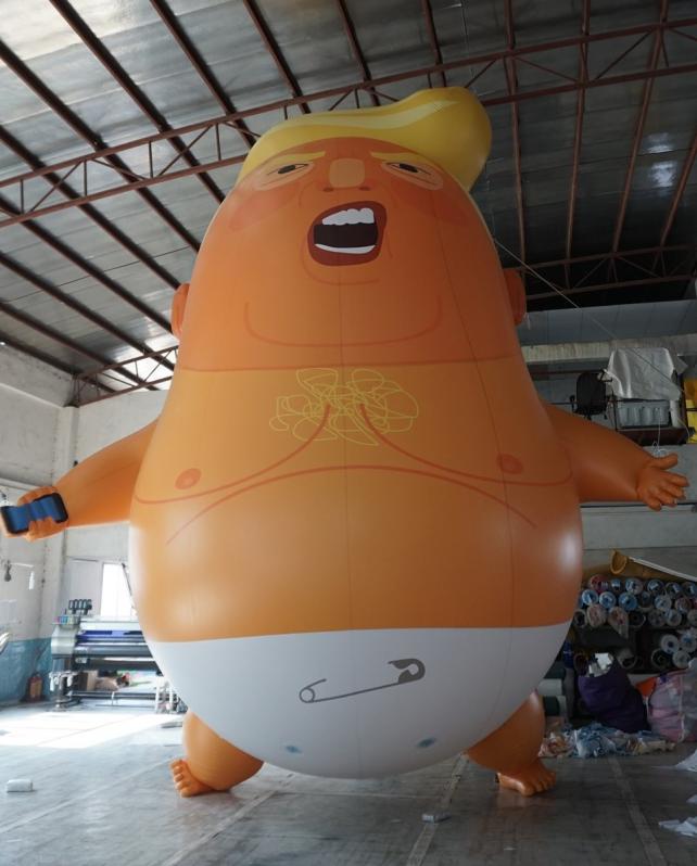 1RGMartin's tweet image. #Blimpy, captain of the #SpaceFarce