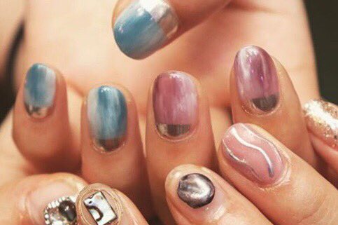 Nail Studio Liber カスタマイズニュアンスネイル 男性ネイリスト Naoki さいたま市与野ネイル ネイルスタジオリーベル Studioliber ラフ 自由なスタイル