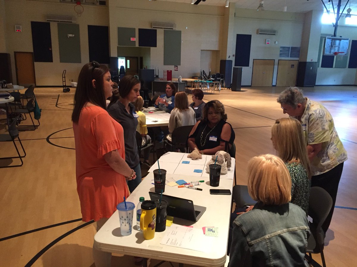 MelissaCAdkins's tweet image. Super excited that so many Mississippi elementary Ts had opportunity to learn about implementing computer science with @TeachCode. It’s going to be a great year for #CS4MS #CSforMS