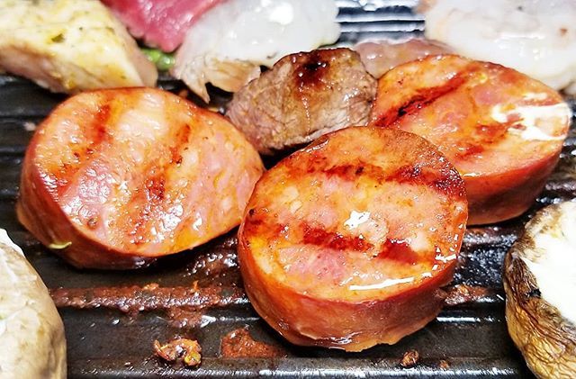 Urban_Milan's tweet photo. We are GRILLING away with @themeltingpotrestaurants! Check out our grillmarks! #letsgrillthis https://t.co/xvC3dgMHkp https://t.co/b5DsMVz1v9