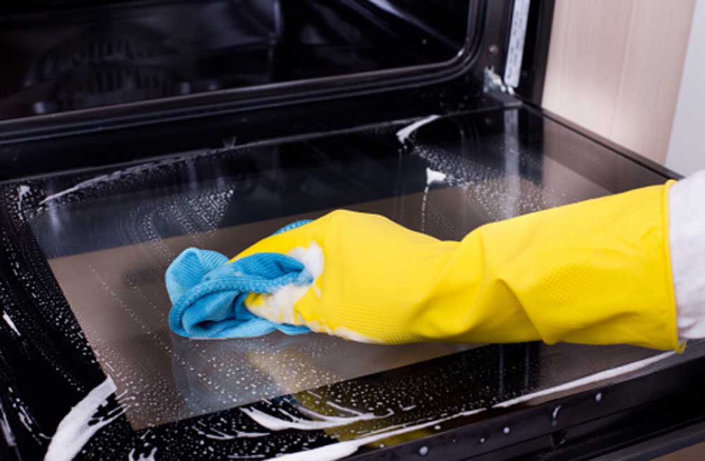 utracleaning's tweet photo. At Ultra Cleaning Melbourne we pride ourselves on the quality of work we provide. We strive to deliver a quality of end of tenancy cleaning service that exceeds all customer’s expectations. https://t.co/5evairkX2q
  #EndOfLeaseCleaning #BondCleaning https://t.co/WdCS8XgneN