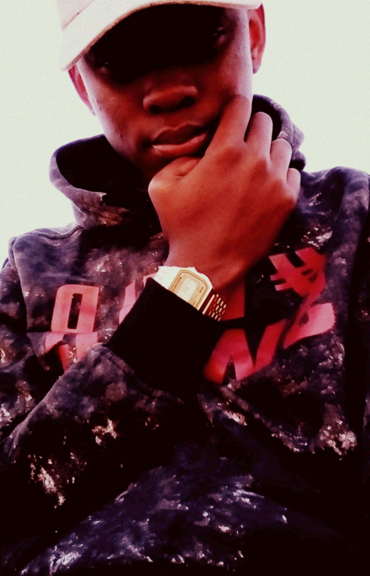 Younggeezysa1's tweet photo. #2litty🍍🎛 https://t.co/A7KxFnUzKa
