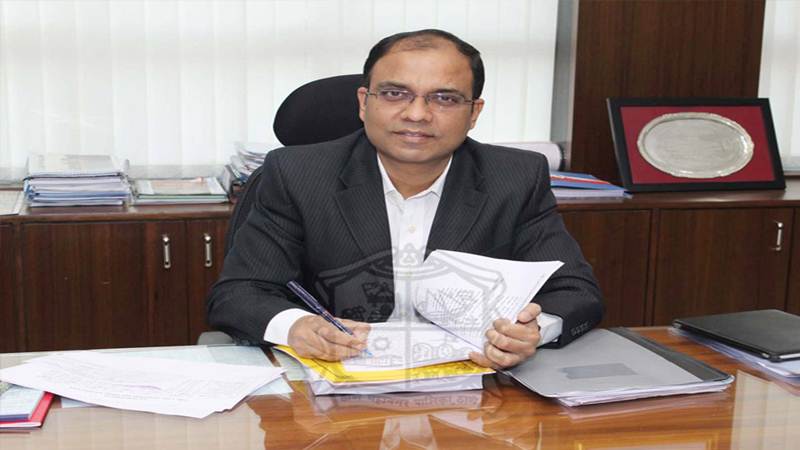 #Thane civic body chief #SanjeevJaiswal’s wife and daughter diagnosed to be suffering from dengue, admitted in hospital

freepressjournal.in/mumbai/thane-c…
