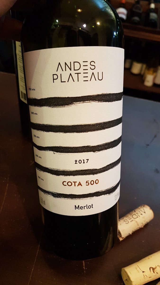Probando el #merlot de <a href="/AndesPlateau/">Viña Andes Plateau</a> en <a href="/cavadelpescador/">guss</a>  #vino #wine #winelover