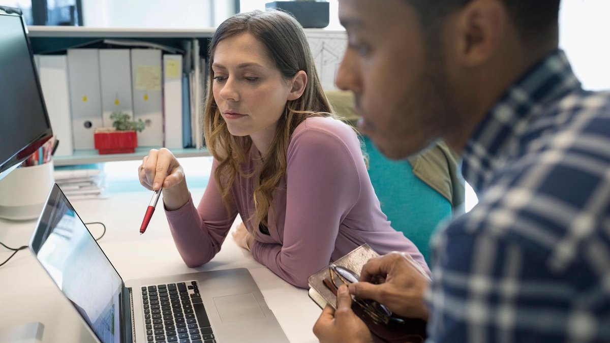 New tech can be an incredible resource in personalizing education, but it isn’t sufficient—teachers need proper support to implement it. edut.to/2KOO4kQ