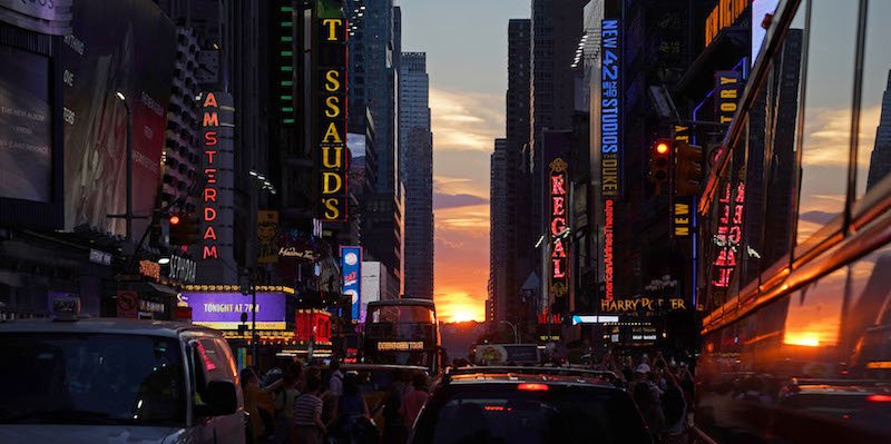 Le solite bellissime foto del “Manhattanhenge”
ilpost.it/2018/07/13/man…
