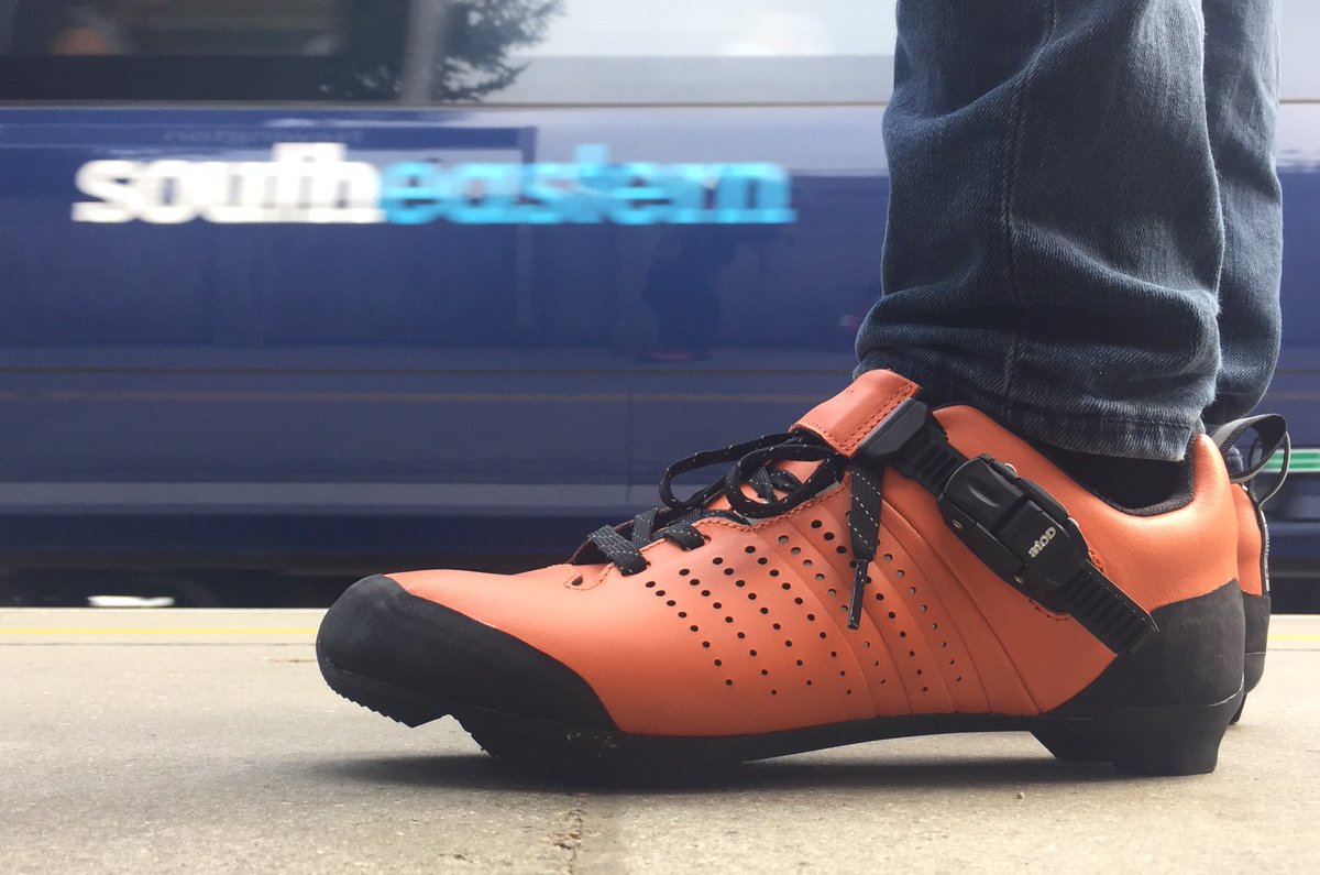 triban cycling shoes