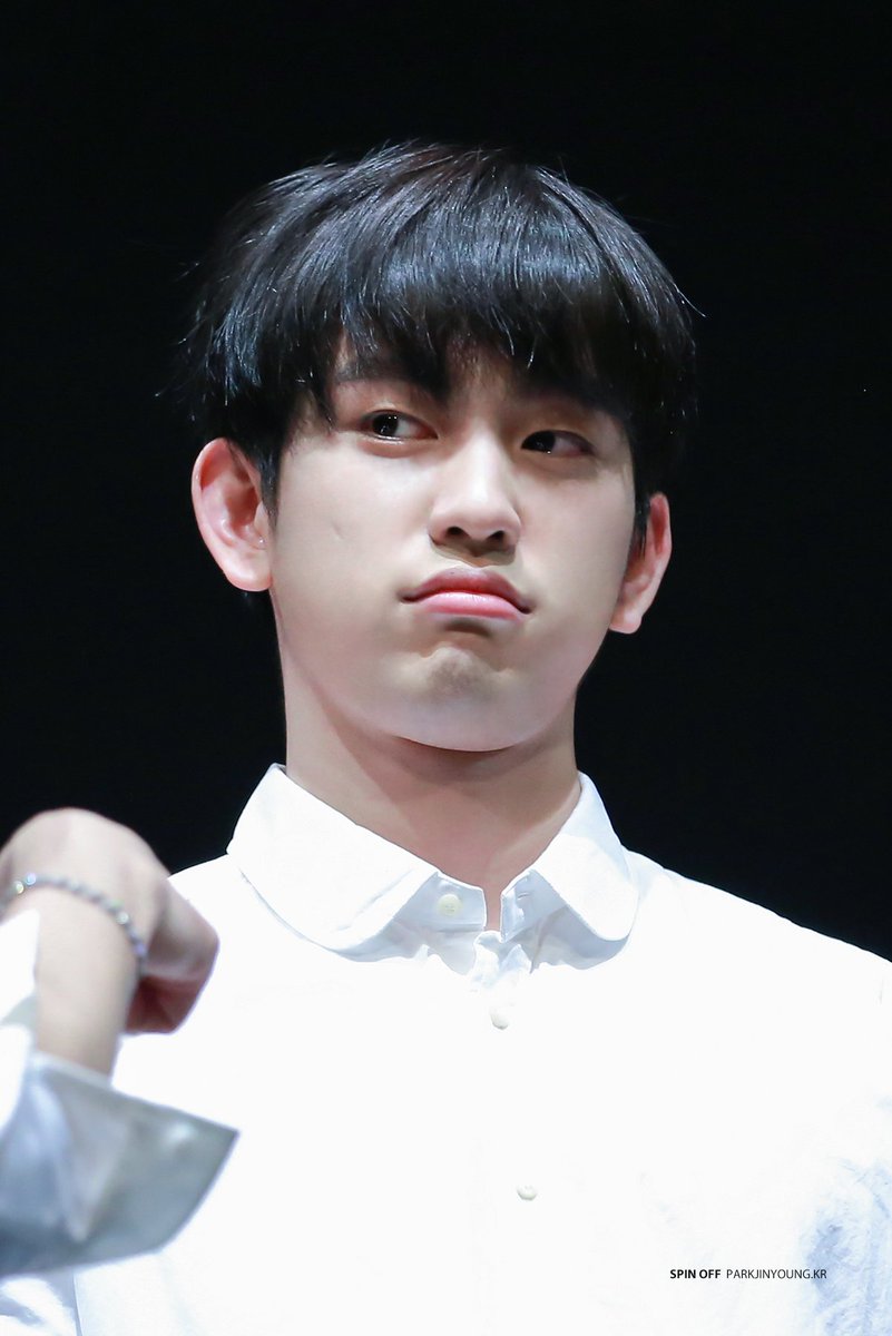 Junior_🍑 tweet media