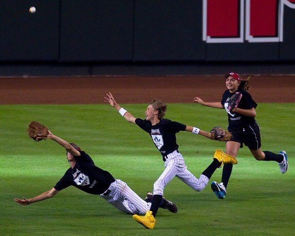 knockahomantn's tweet photo. Scott Boras and fake Mormon Bryce Harper will face their biggest nightmare Monday night in our nation's capital.

#Pray4Bryce #Pray4Scott #Nats #natitude https://t.co/pcvuOfEPrC