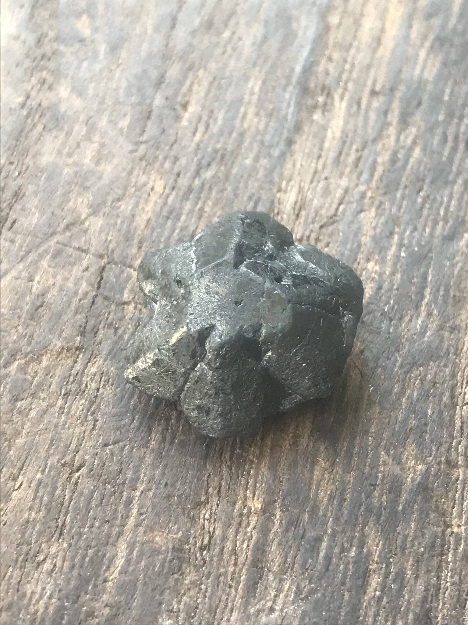 アレキサンドライト 輪座双晶 【公式通販】