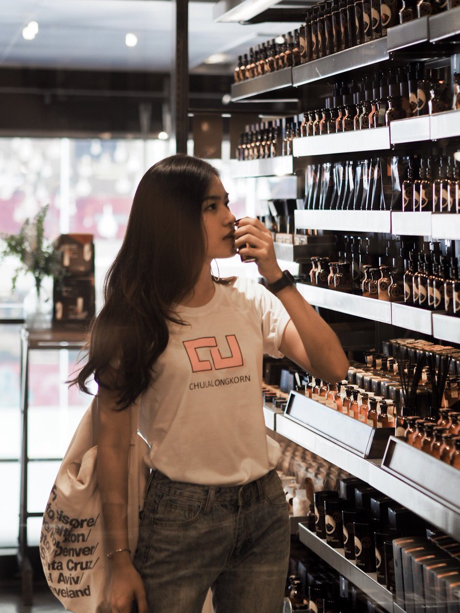 cunitycu's tweet photo. พน.งานเฟิสเดตแล้วใครยังไม่มีเสื้อสั่งกันเข้ามาได้น้าาา นัดรับได้ รับหน้างานก็ได้นะจ๊ะ #cu102 #cufirstdate #cufirstdate2018 #CUFirstDate61 #cushirt #dek61 #TCAS61 #teamchula #teamcu #ทีมจุฬา #เสื้อจุฬา #ถูกและดี #intania102 #sccu85 #TeamChula https://t.co/tazUU9vdKM