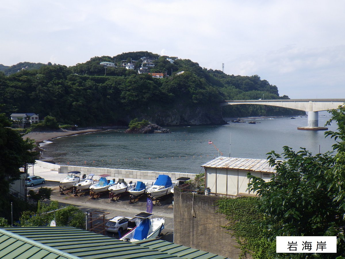 真鶴ブルーライン Pr On Twitter 真鶴 岩海岸 湯河原 海水浴場 ともいよいよ明日海開き です それぞれの海岸では海の家も建ち 準備万端のようです 猛暑を吹き飛ばしに皆さんどうぞお出かけになってください 真鶴 岩海岸 湯河原海岸 真鶴道路