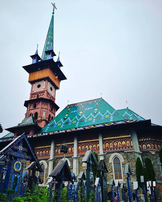 MarisSkele's tweet photo. 🇹🇩⛪ 22/6 #cemetery #merrycemetery #church #rainyday #cloudyday #cloudy #LiveForTheStory #sapanta #romania #romaniawow #romaniamagica #romaniatravel #visitromania #balkantour #balkantrip #balkantour #balkans #balkan #instalike #instalove #traveladdict… https://t.co/HfLj6EXSJs https://t.co/nrucwpujce