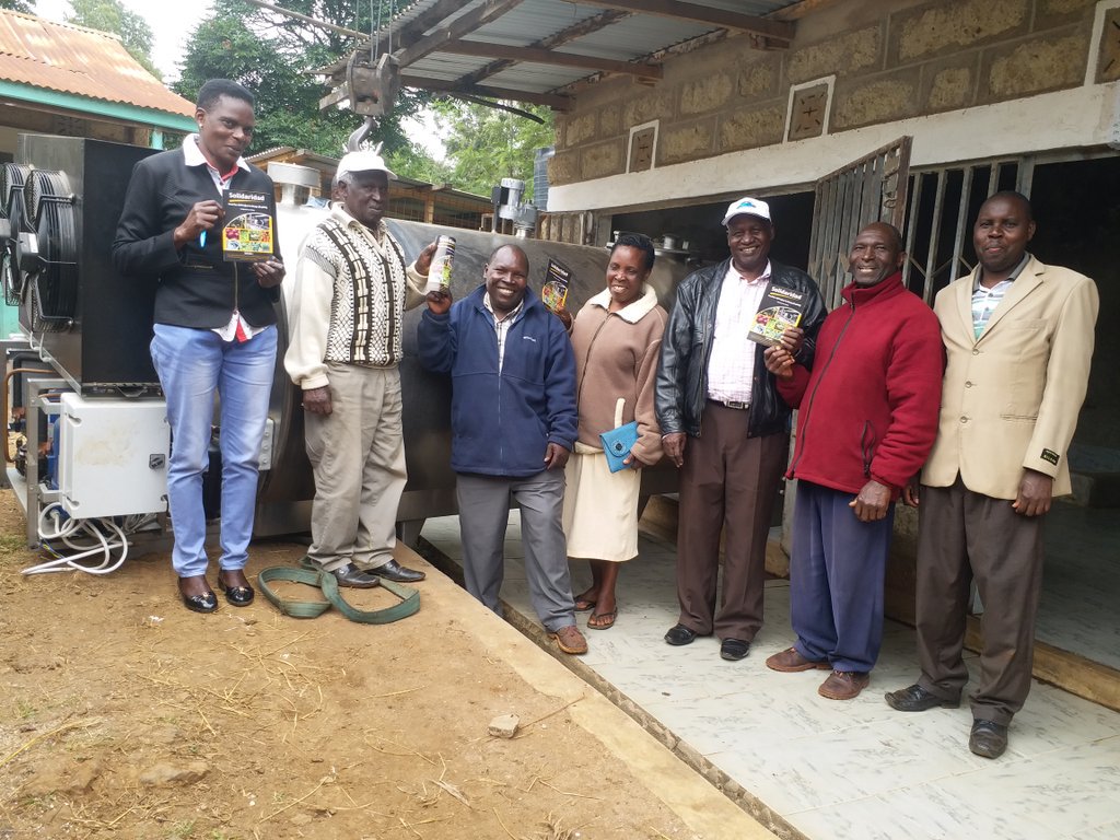 Magati cooperative in Meru county receiving their milk cooler to promote milk bulking process through the Food for All project Kenya
@SolidaridadEast <a href="/Heifer/">Heifer International</a> <a href="/fshivonje/">Francis Maleche Shivonje</a> <a href="/Mosendiritu/">moseh ndiritu</a> <a href="/CharlesOkwiri2/">Charles Okwiri</a> <a href="/MbitheNdumi/">Carolyne  Mbithe</a>