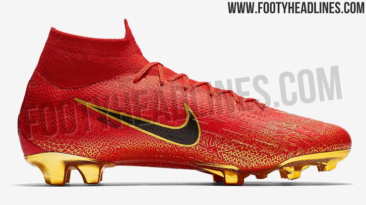 black and gold ronaldo boots