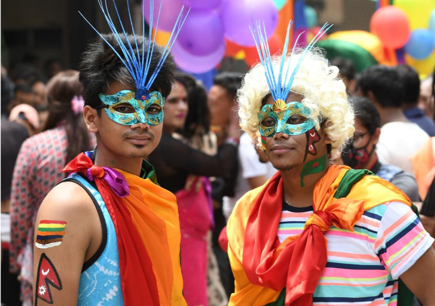 NoTo377's tweet photo. The first ever pride parade in India was organised in Kolkata in 1999. It was called the Rainbow Pride Parade. It had only 15 people marching, but still sent a big message to the country – we’re here, we’re queer, &amp; we’re proud of it! #LoveIsForAll #LGBTQIA #NoTo377 #GayIndia https://t.co/W75O1qIX3g