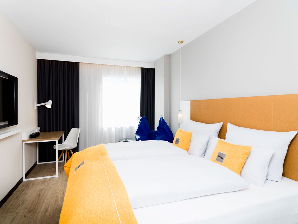 Toegevoegd aan onze Facebook site: Foto's van het nieuwe Dairy hotel van @niu_hotels in #Haarlem voor <a href="/HBBGroep/">HBB Groep</a>. Klik op de link voor alle foto's: facebook.com/pg/vandevloere…