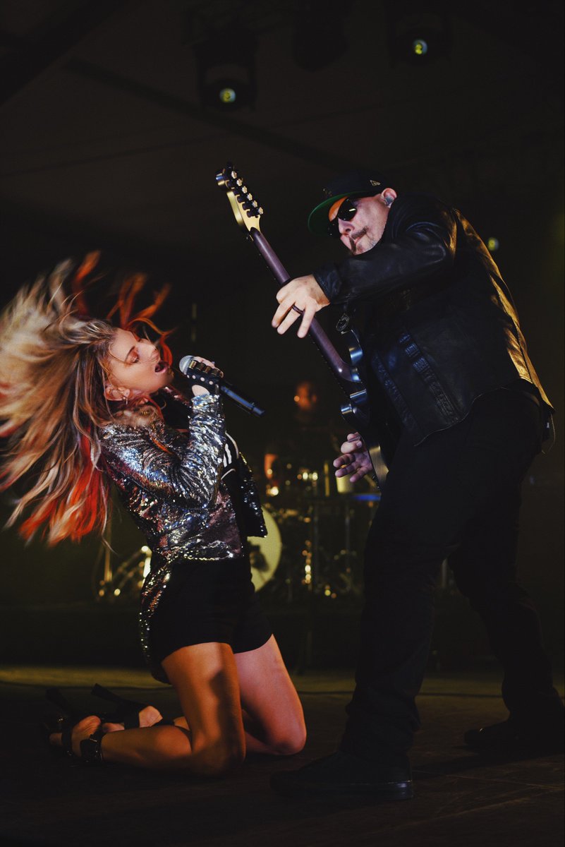 Was on fire at the Feinstein Summer Concert tonight in these <a href="/matrixfamily/">MATRIX</a> #SoColorCult shades! Thank you for my look <a href="/nick_stenson/">Nick Stenson</a> , <a href="/GeorgePapanikol/">George Papanikolas</a>, Eli Mancha &amp; Amanda Stone! #MatrixPartner