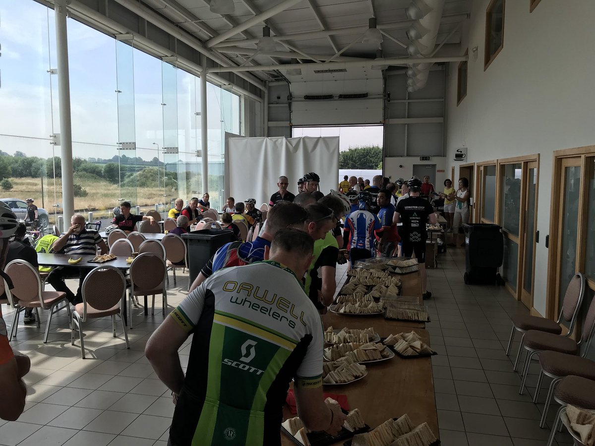 FlynnsCarlow's tweet image. Getting busy!!! @leinsterloop @NissanIreland