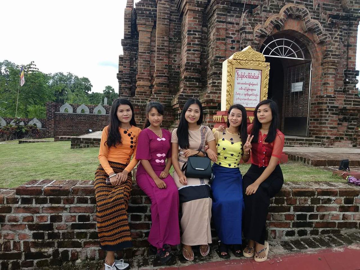 We are visited japan pagoda with my friends.