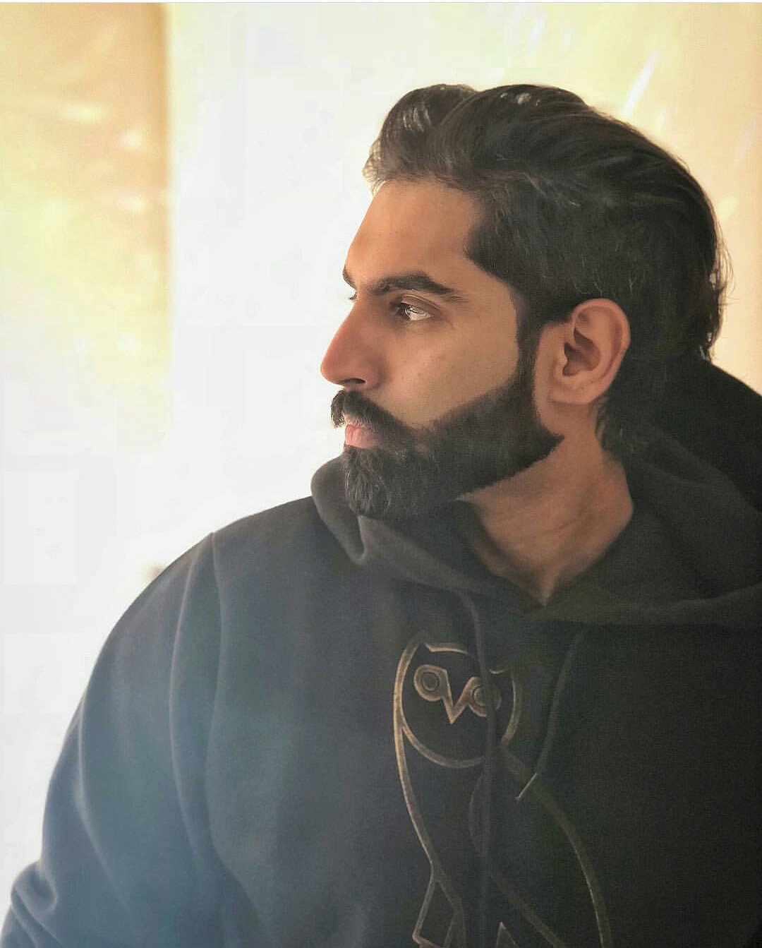 Parmish Verma Hairstyle, Beard, Pics (HD), Clothes Brand, Shoes,