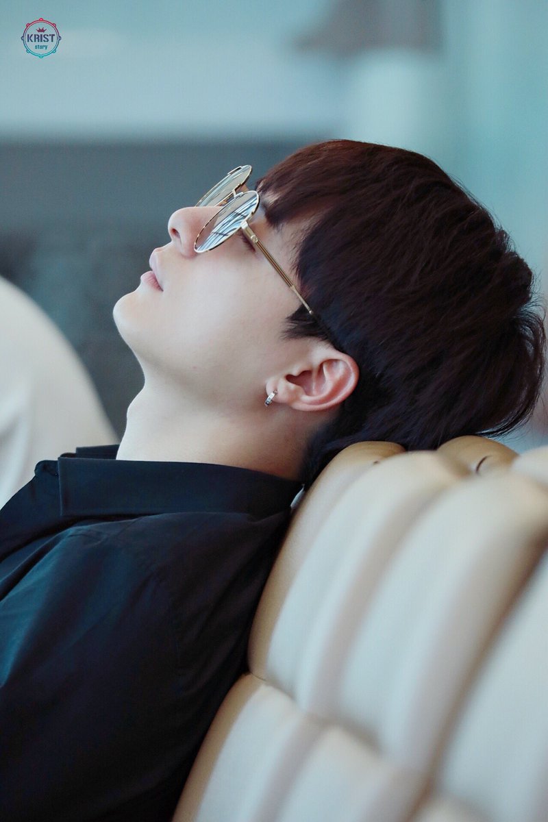 How can someone look so divine while sleeping?
