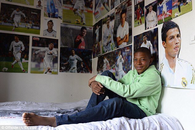 Kylian Mbappe, aged 13, in his bedroom - a shrine to his hero Ronaldo. Now, just 6yrs later, HE’S the new king of world football. The hero-worshipper becomes the hero. Amazing.