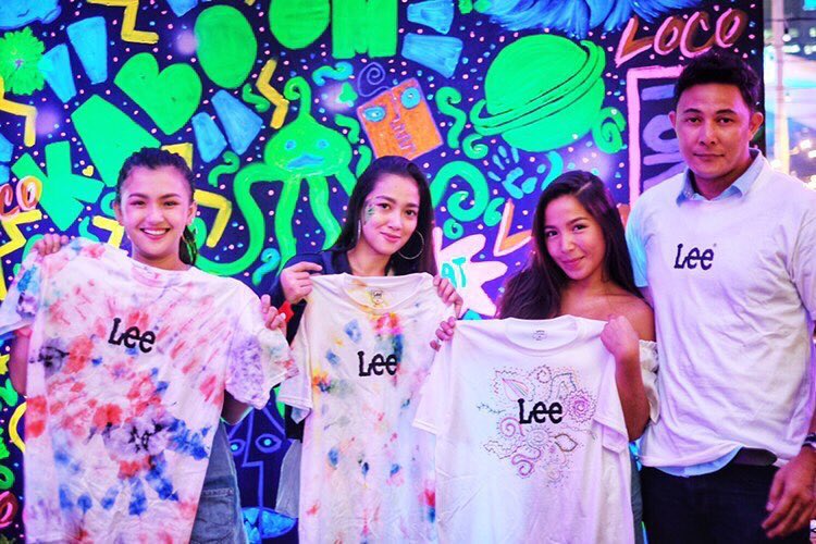 Wowwww ❤️❤️❤️ @dawnchangoffcl <a href="/justincuyugan/">Justin Cuyugan</a> <a href="/PamuPamorada08/">Pamu Pamorada</a> @iamKarenReyes17 

@leejeansphils <a href="/starmagicphils/">Star Magic</a> <a href="/janicedamasco/">Janice Damasco</a> <a href="/direklauren/">Direk Lauren</a> <a href="/PBBabscbn/">Pinoy Big Brother</a> 

#IslandEscapePH
#LetsGoLoco
#MoveYourLee
#LeeJeansPH

📸 IG/FB - @leejeansphils ❤️