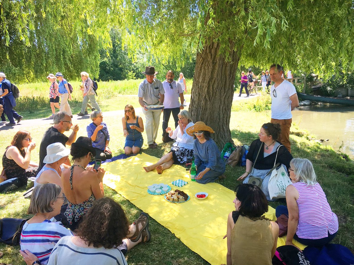 CommonSomething's tweet photo. What a brilliant turn out for Body of Cambridge walk yesterday! A journey across the city taking in smells and specially created scents of happiness, with readings and access to private gardens and rooms in epic buildings. An awakening of the senses. #somethingincommoncambridge https://t.co/qaz5a0JLLA