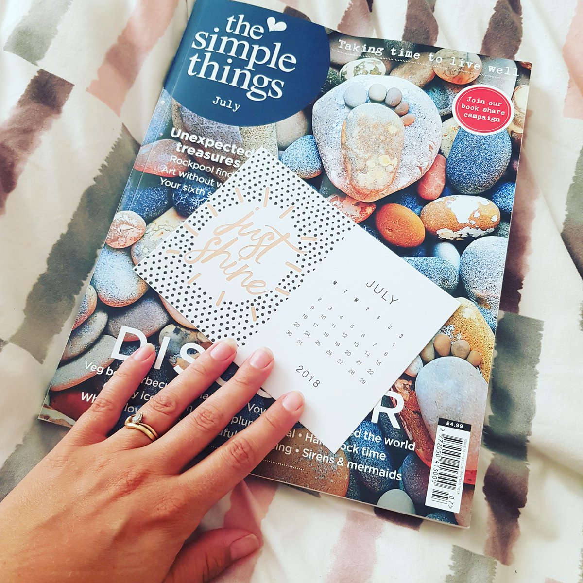 carolinecarter4's tweet photo. JULY, the start of Summer & it's nearly school holidays ! A chance to kick back & enjoy some quieter days, trying out new things, visiting new places or simple picnics in the park ..July promises to be full of everyday adventures. https://t.co/qW5dPZAw5E #mysimplething https://t.co/GGC8b6mxQ0