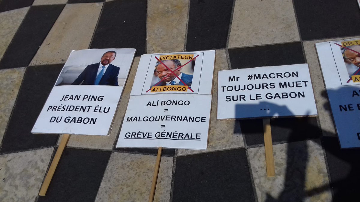 Mouv_Liberte's tweet photo. #Gabon:
Der mörderische Usurpator-Diktator #AliBongo wird "durch Willen oder Gewalt"fallen.
Egal die Unterstützung des Nebels #Françafrique
Niemand geht gegen die #SufferingUniversel
Die Wahl des Volkes vom #27August2016 wird respektiert
@SZ
#Macron #FRAARG #JustBoycottFrankreich https://t.co/pkCijwgo38