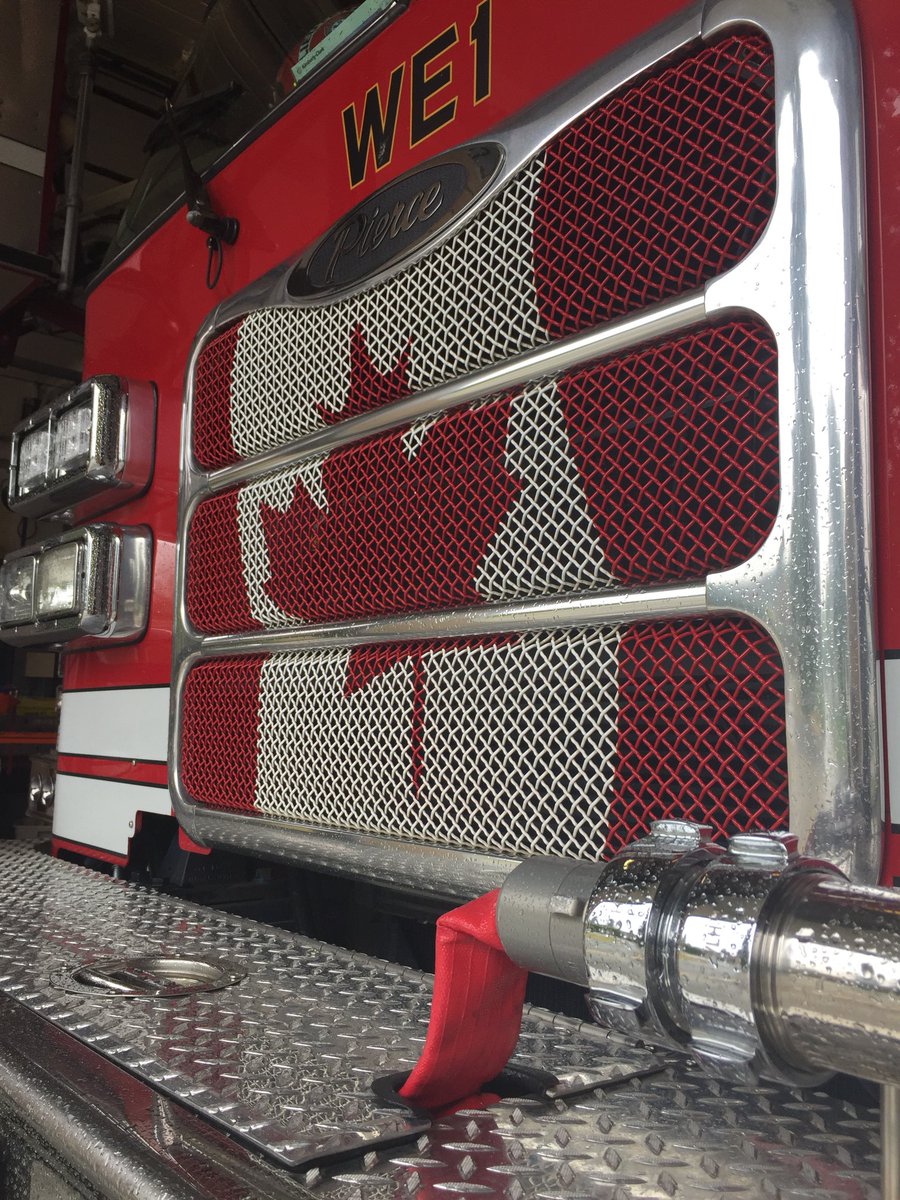 WestVanFireDept's tweet photo. Happy Canada Day! From our family to yours. #Canadaday #wvfd #westvan https://t.co/8OiQz5uqUd