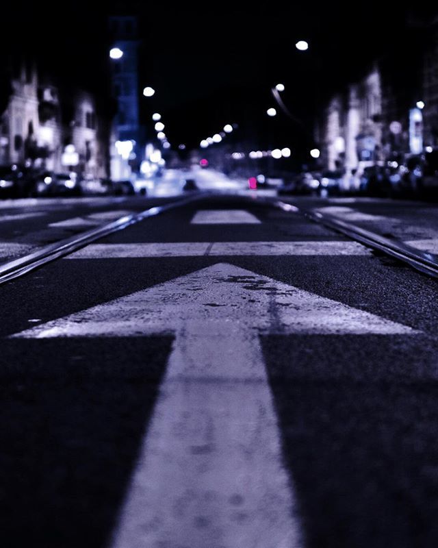 You know you are on the road to success if you would do your job, and not be paid for it. - #Oprah // #success #roadtosuccess #successmindset ift.tt/2KC6y47