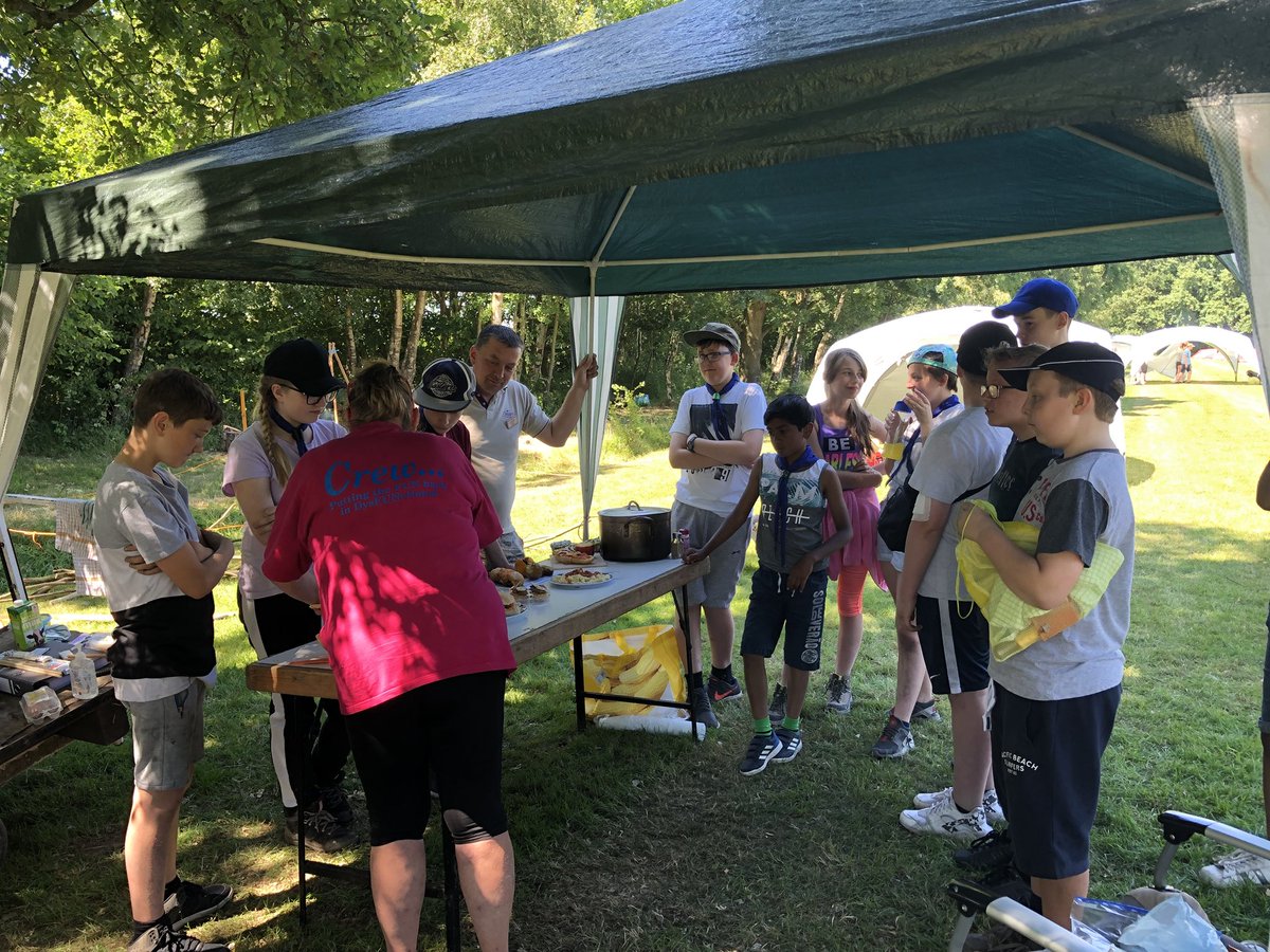 8thCovScouts's tweet photo. The Scouts had a great time up at Rough Close yesterday doing a backwards cooking competition with some very interesting meals cooked https://t.co/VBEMfWhYkU