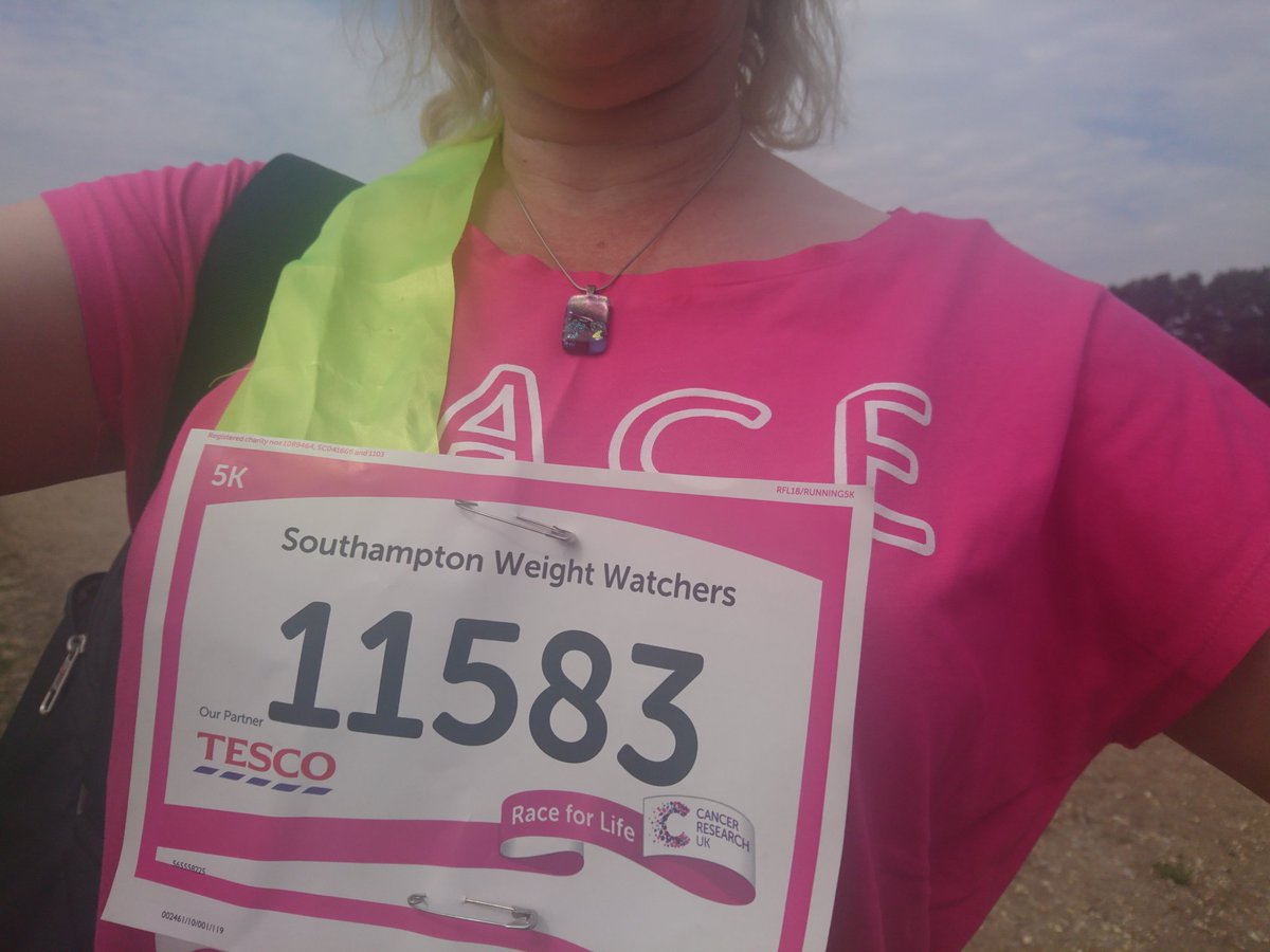 WWannmarie180's tweet photo. Race for Life Southampton #wwuk #ww5kmyway #weightwatchersworks #RaceforLife https://t.co/dxqxFENadi