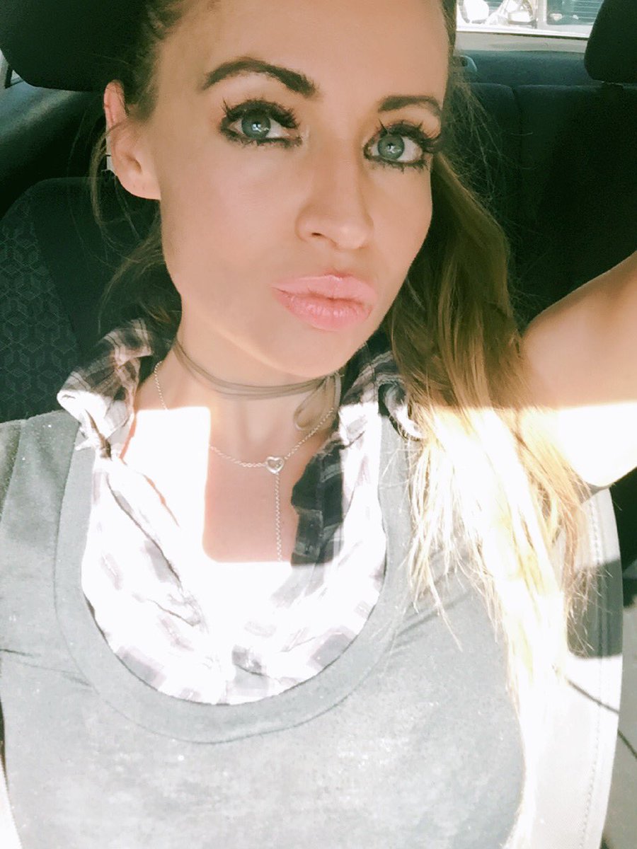 stangewear's tweet photo. Miracles are available to us all..If my light is offensive because you cannot see light in yourself that’s your problem not mine.. I need to be who I am .. a child of God & conduit of light and love🙏🏼😇 #GodBless #Muchlove #LDS #Eternal #CelestialBeing #highmorals #ChristHeals https://t.co/ttUwY9eesY