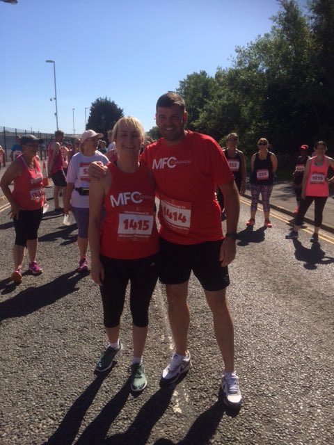 MFCFoundation's tweet photo. MFC Foundation runners are out in force this morning at the Riverside! 🏃‍♂️🏃‍♀️

We’re at the @5KRiversideRun on this fine Sunday morning! Good luck to everybody taking part for a number of fantastic causes! 👏

Good to see Alan Peacock &amp; @nmaddo at the start line! 🔴⚪️ https://t.co/fybo49dnKD
