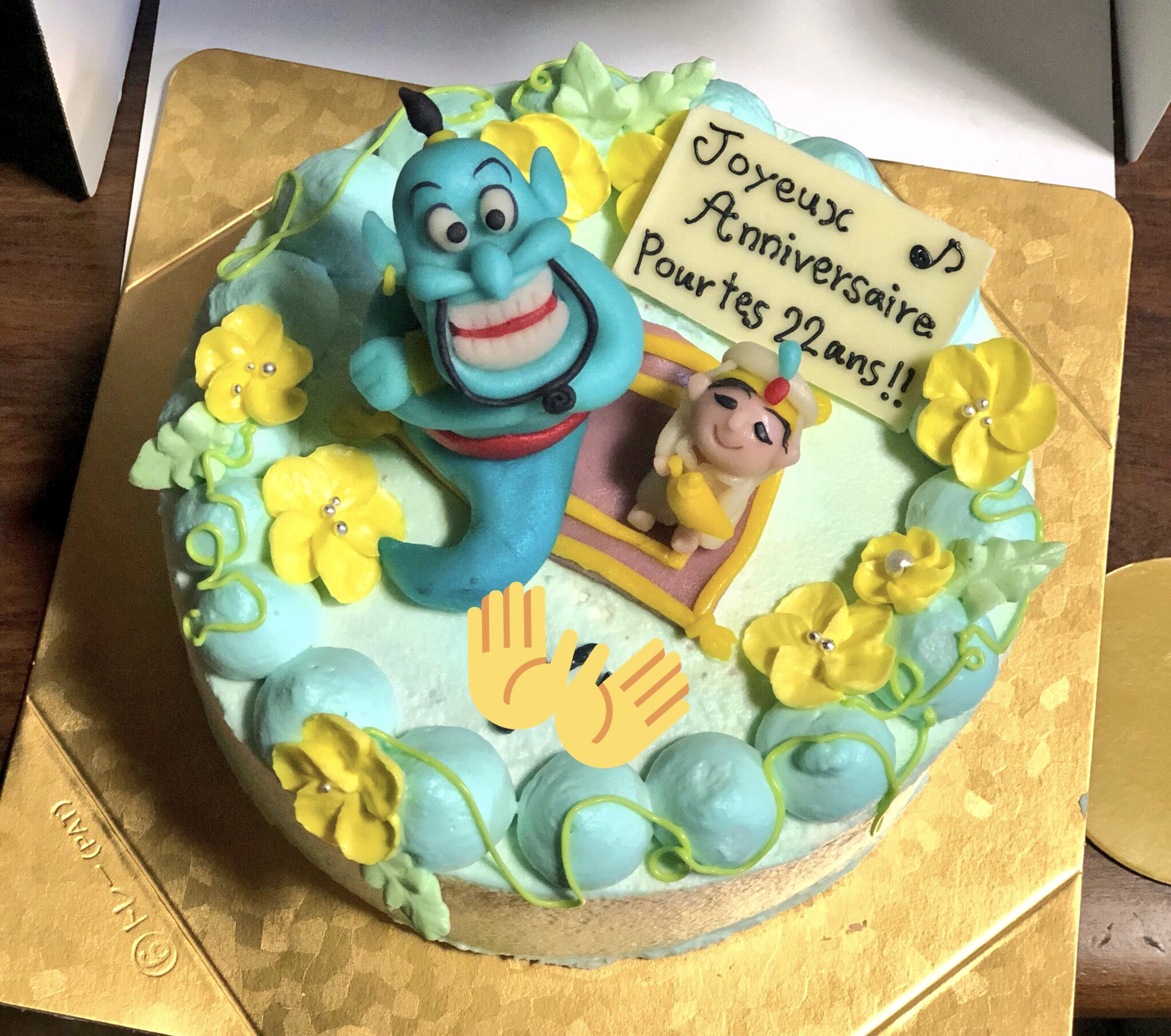 تويتر Kisanjiii على تويتر 友達の誕生日 青いケーキは美味しそうじゃない 誕生日ケーキ ジーニー アラジン T Co Dx9ke1emfa