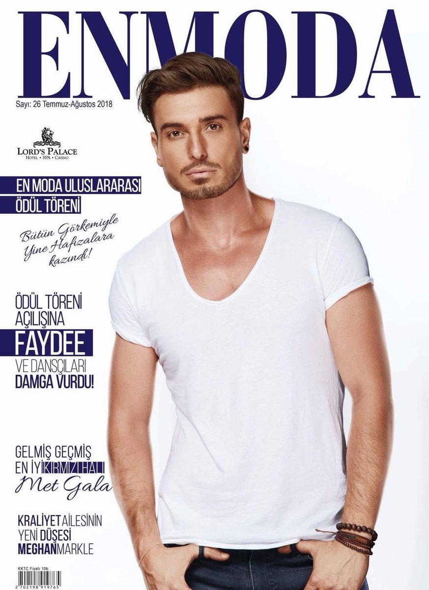 Faydee's tweet photo. On the cover of
#EnmodaMagazine
#Cyprus grab your copy today ! ❤️😘
📸: @eugenioqose https://t.co/Bd7Rrdr4kV