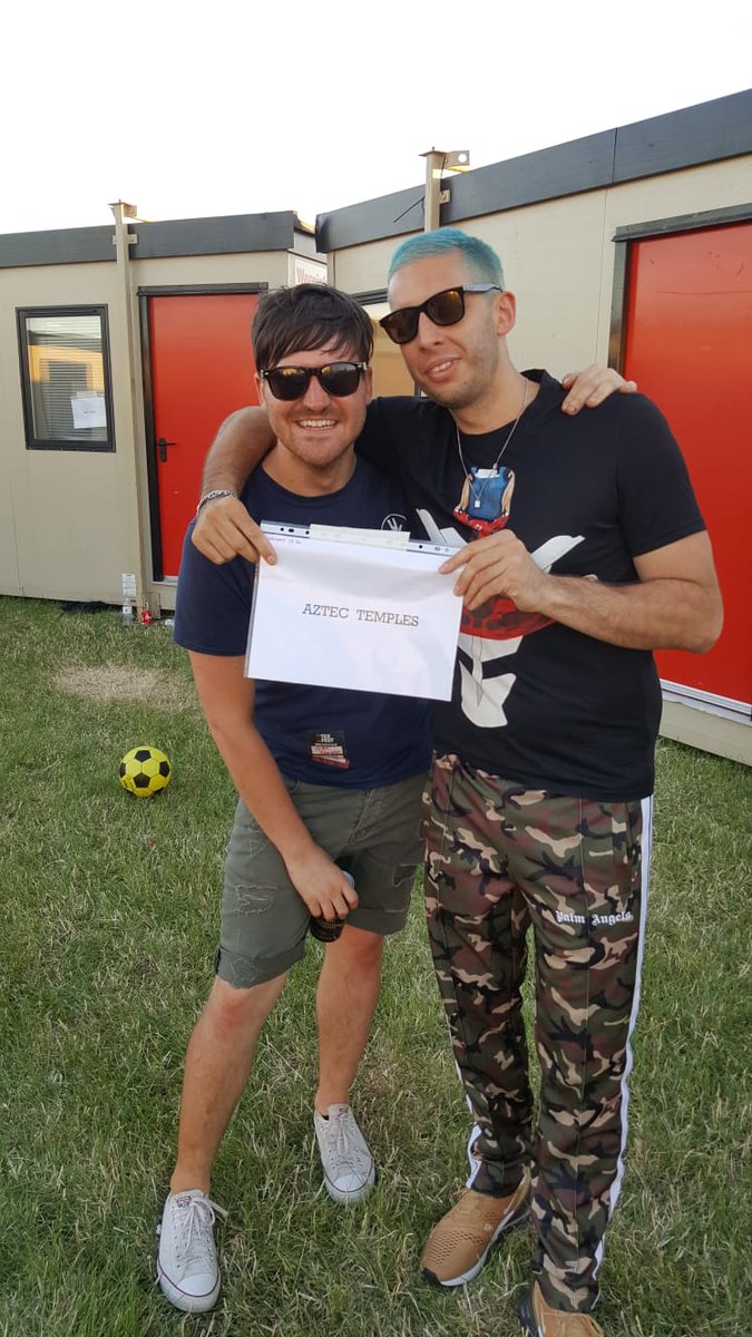 Mad love to the legend that is <a href="/example/">example</a> amazing set at <a href="/TexfestUK/">Texfest</a> last night 👏👍 #NewAztecTemplesFan