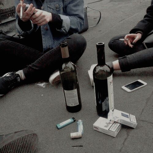 ravnnightmares's tweet image. Every day, every night, i feel the fever grow
do you know what is like?
All revved up with no place to go